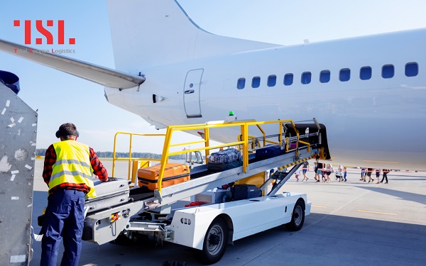 Vận tải đường hàng không