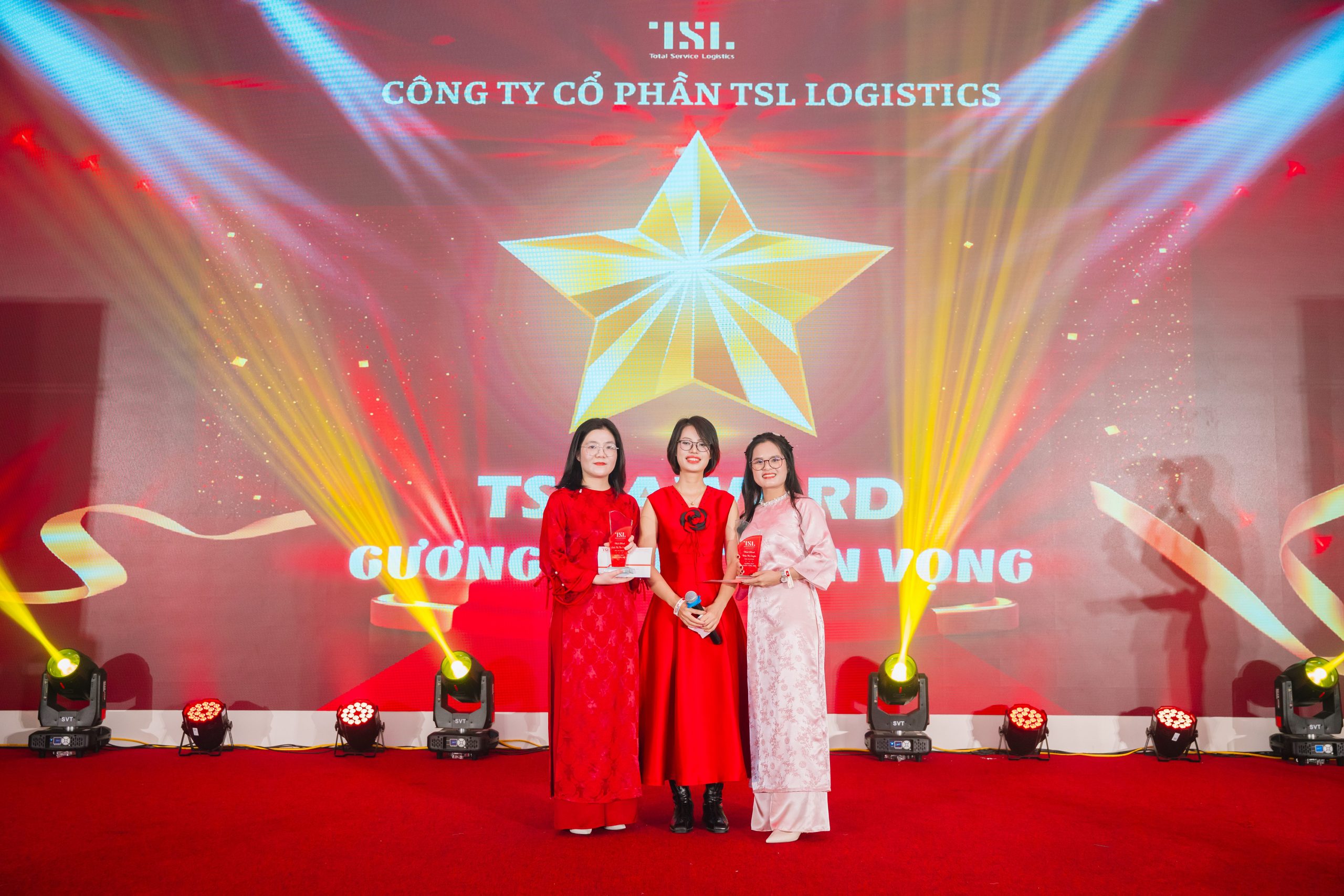 Cá nhân triển vọng 2025