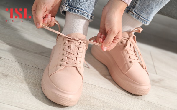 Lưu ý khi làm thủ tục nhập khẩu giày dép